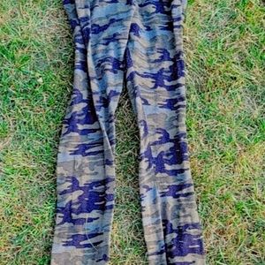 Is chemo leggings brand goodwill goodwill size med